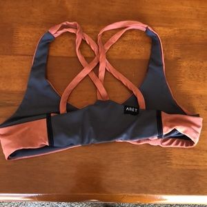 Tera Kaia Low Cut Toura sports bra.